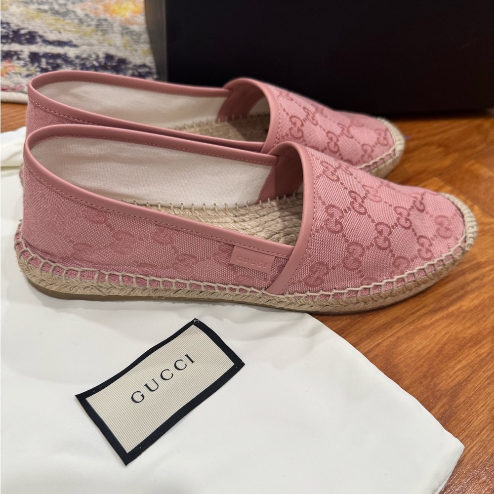 Gucci Pink Espadrille Flats sandals